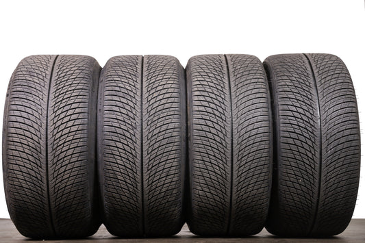 4x Winterreifen 295/30 R21 102W & 305/30 R21 104W Michelin Pilot Alpin 5 MO1