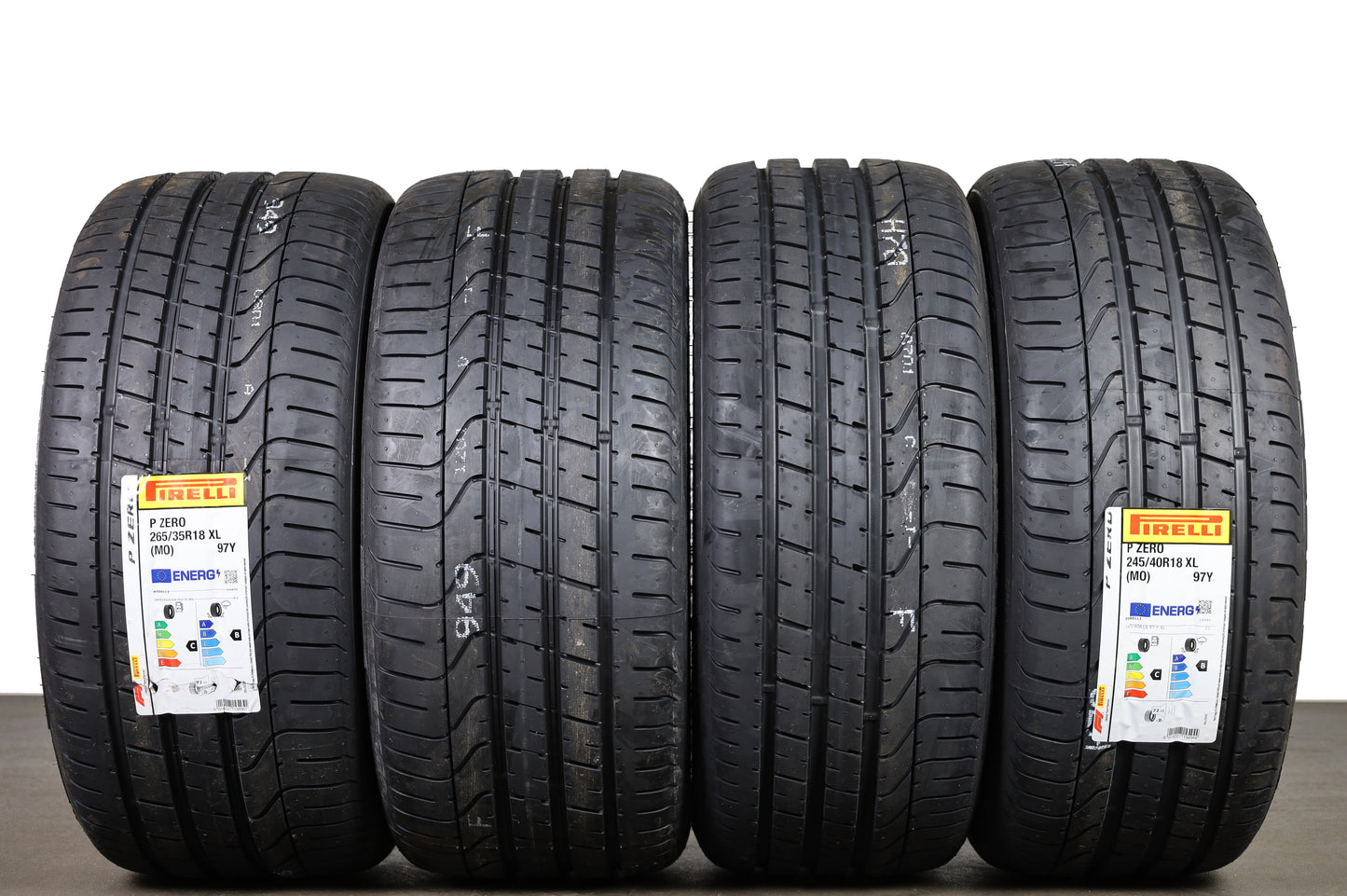 Mercedes E-Klasse W212 S212 AMG 18 Zoll Sommerräder A2124010300 Pirelli NEU