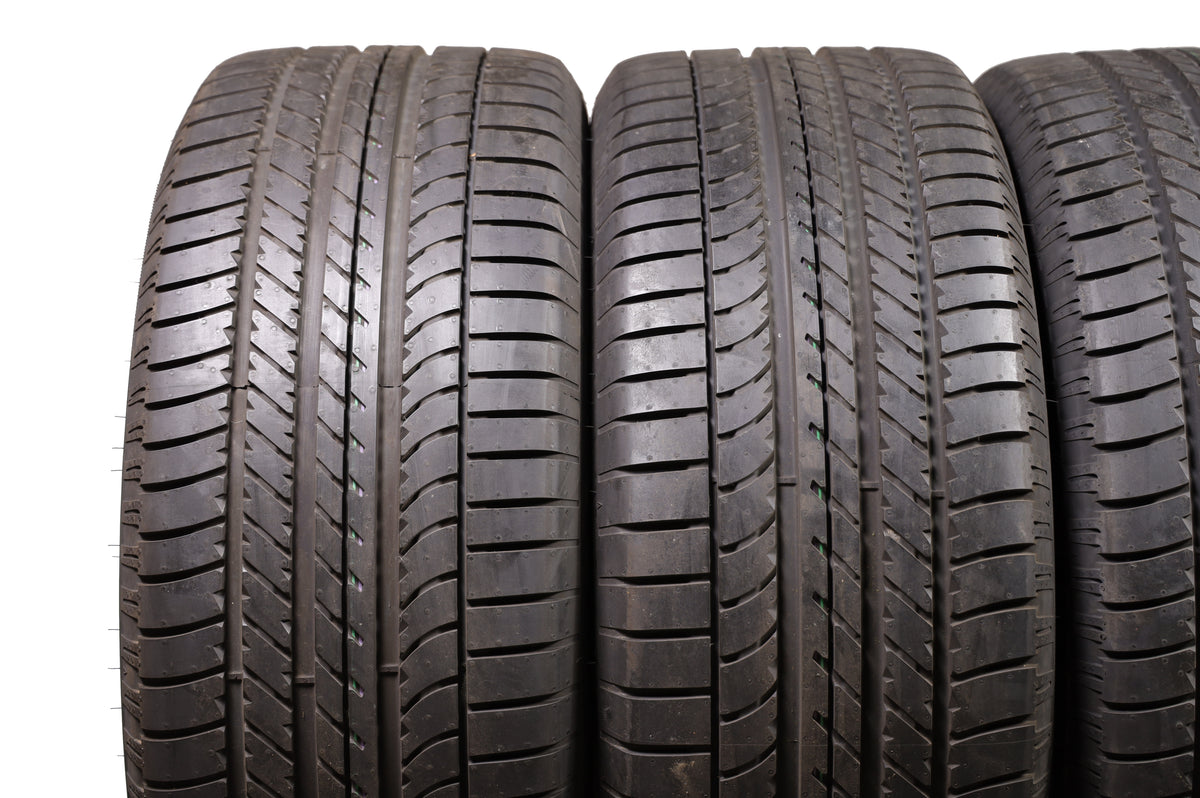 4x Sommerreifen 295/40 R22 112W XL Goodyear Eagle F1 Asyme SUV XL MO1 DOT 0625