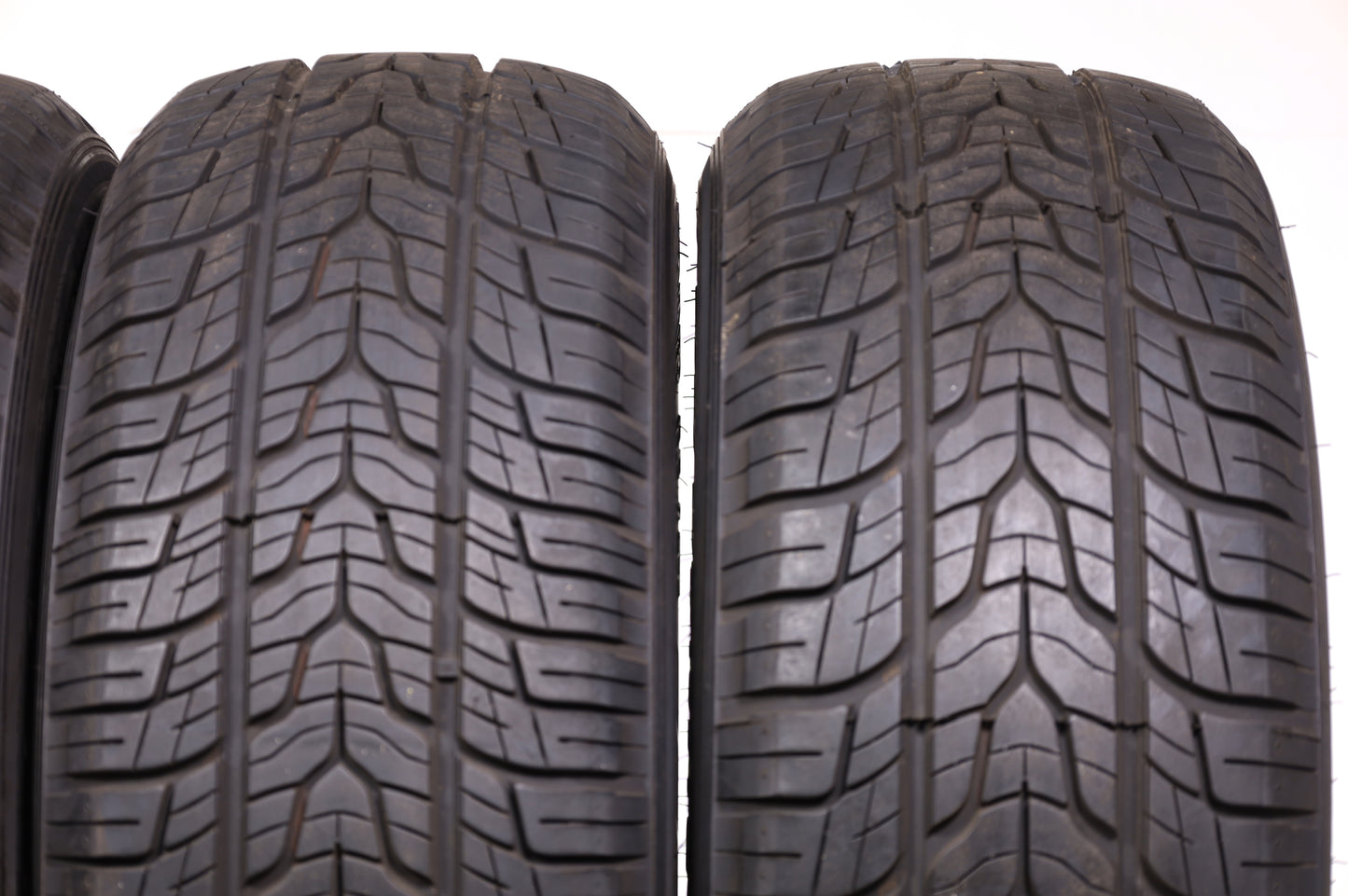 4x Sommerreifen 265/60 R18 110V Yokohama Geolander H/T mit 8 mm Profil