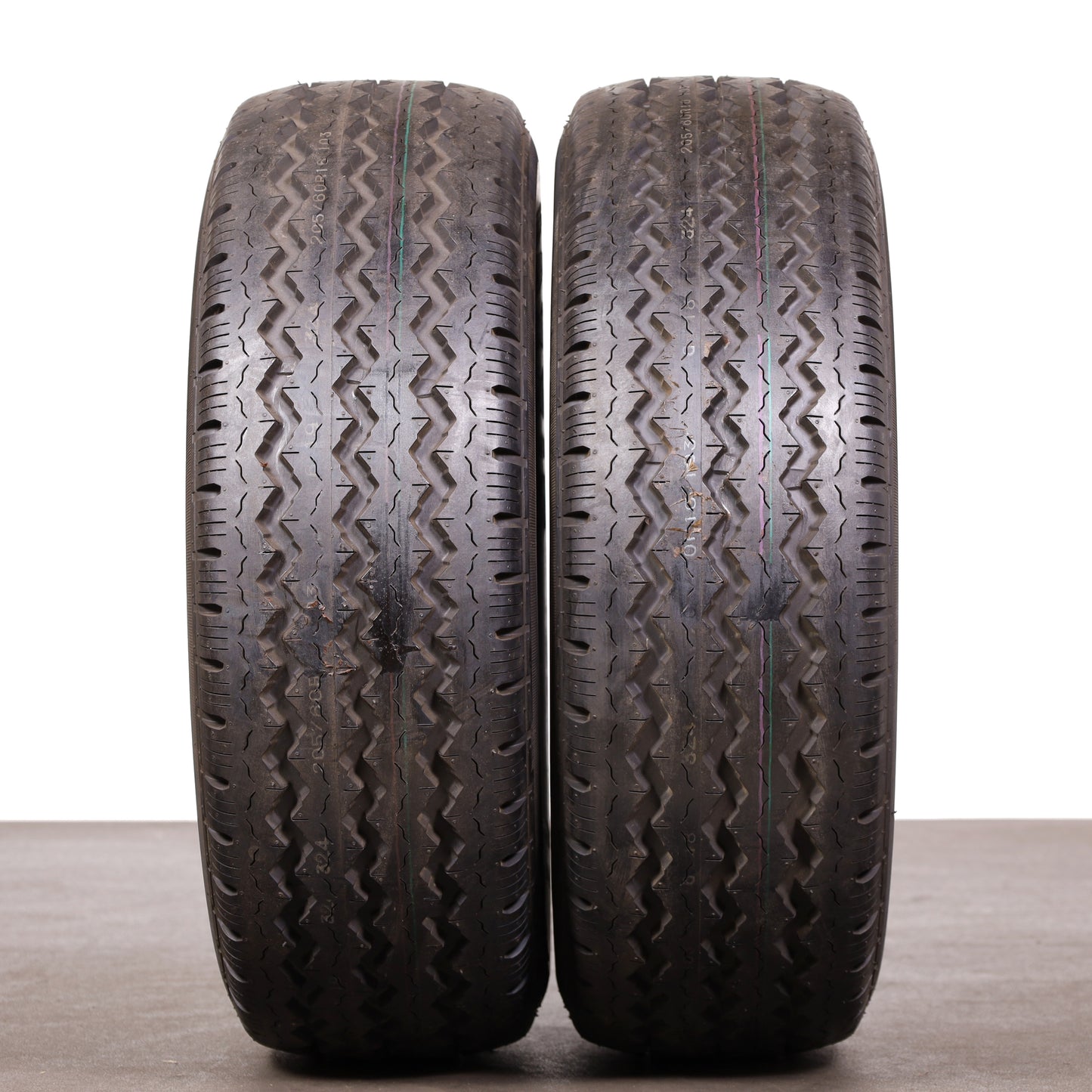2x Sommerreifen 205/60 R16C 100/98T Maxxis VanPro Volles Profil