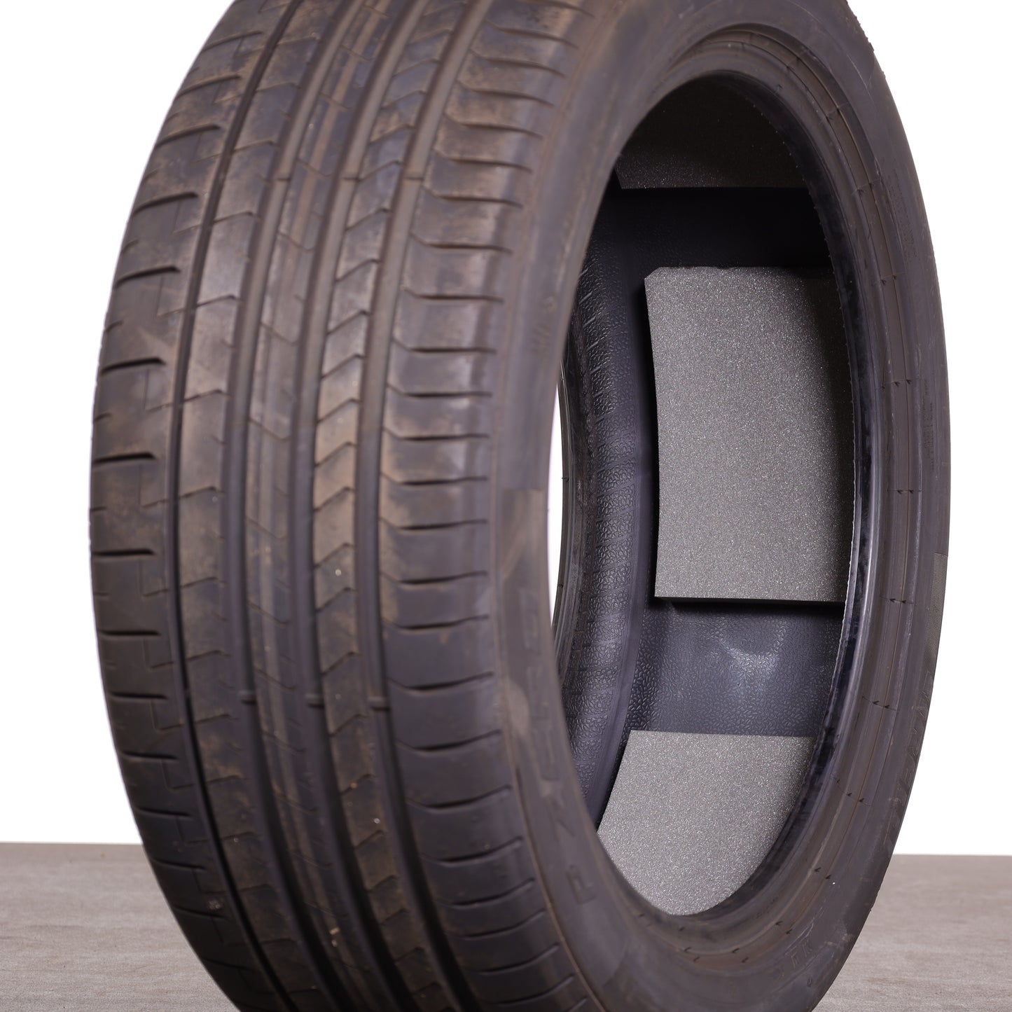 4x Sommerreifen 255/45 R19 104Y XL Pirelli Pzero pz4 MO-S mit 6,5-7 mm Profil