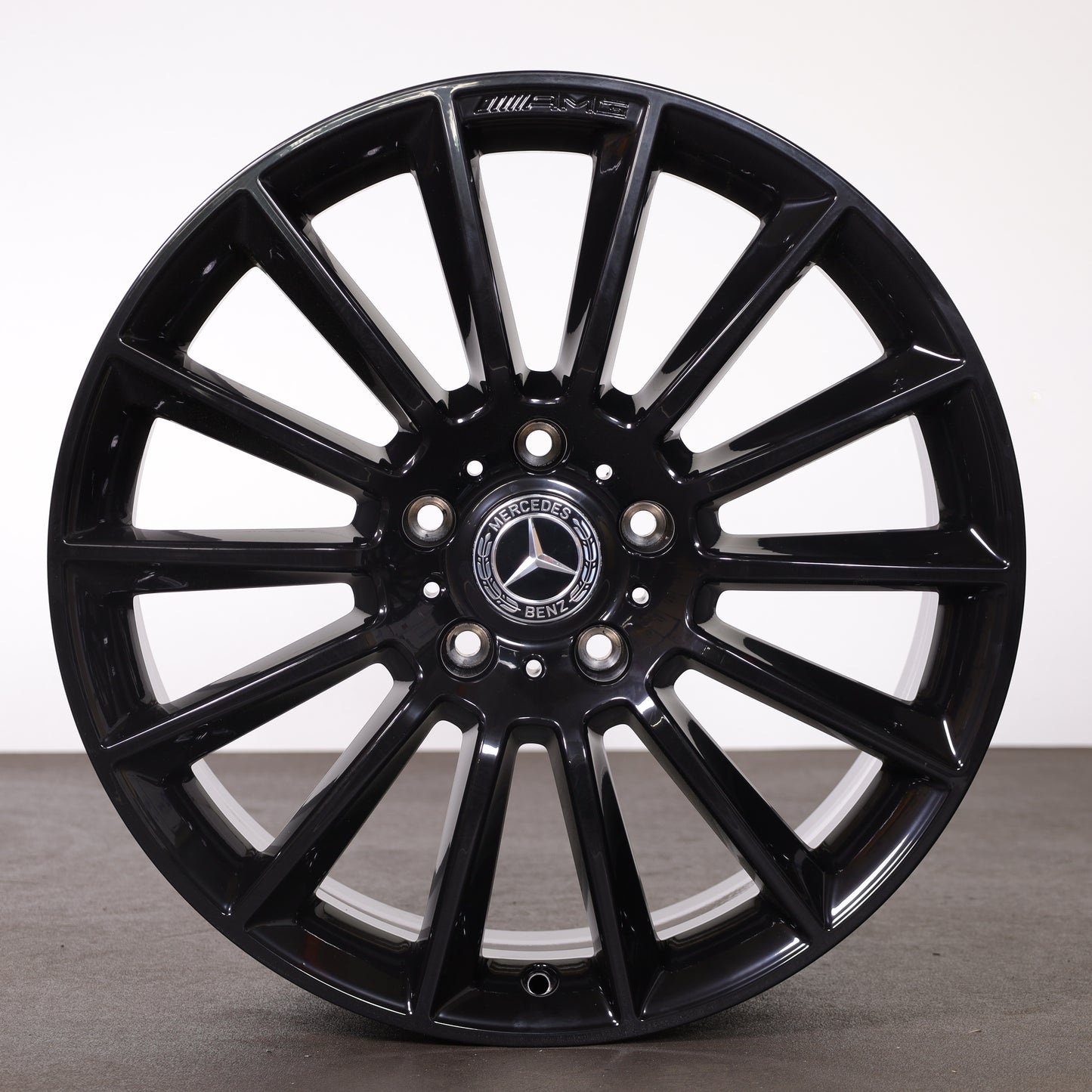 4x original Mercedes-AMG Alufelgen 8,5 x 20 ET32 A4634011700 G-Klasse W463 W463A STRONGER THAN TIME EDITION