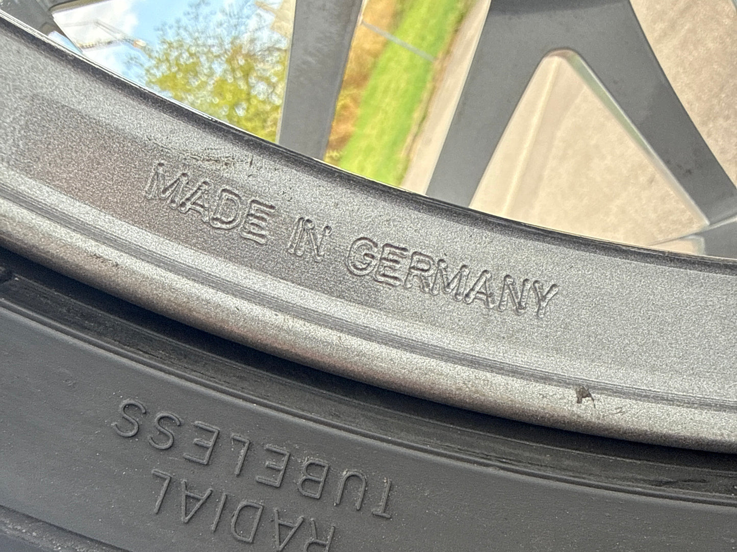 Original Mercedes G Klasse W463 W465 22 Zoll Sommerräder Schmiederäder Kreuzspeichendesign A4634012000