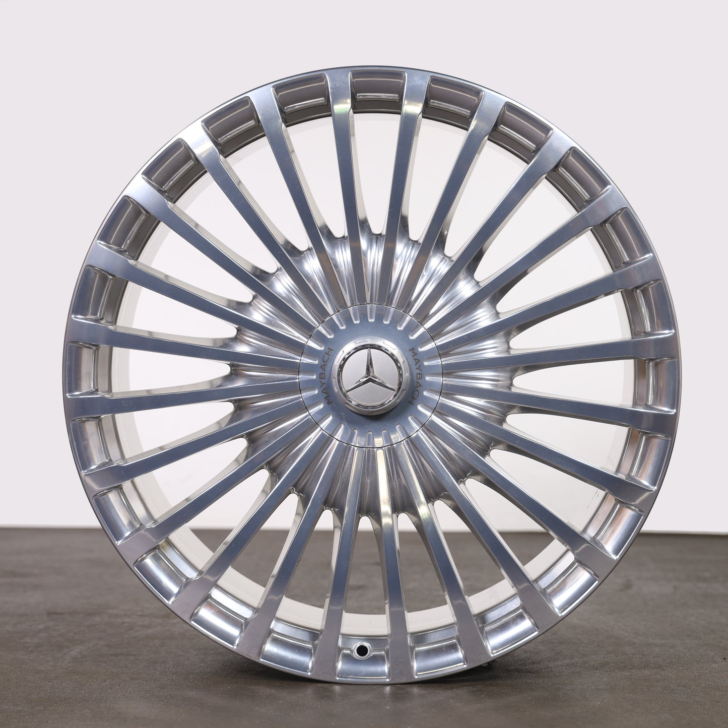 Mercedes GLS Maybach X167 23 Zoll Alufelgen A1674011600 Original Felgen Schmiederäder