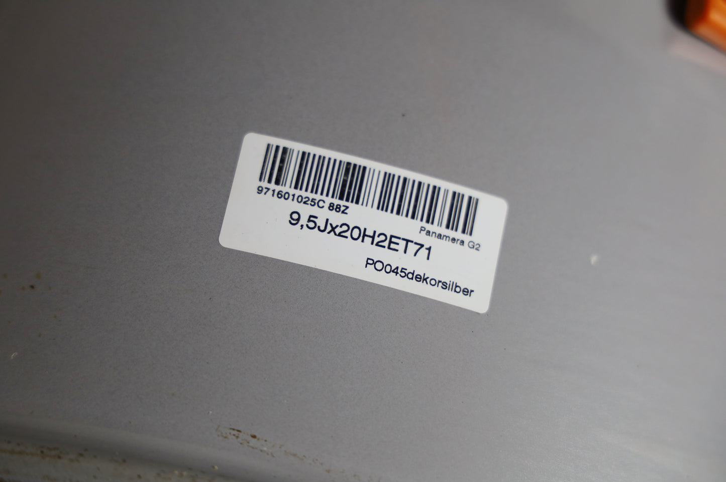 Porsche Panamera G2 971 Alufelgen 20 Zoll Original 9,5+11,5J ET71/ET68 mit RDK Sensoren