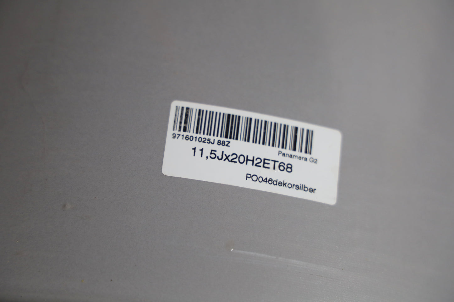 Porsche Panamera G2 971 Alufelgen 20 Zoll Original 9,5+11,5J ET71/ET68 mit RDK Sensoren