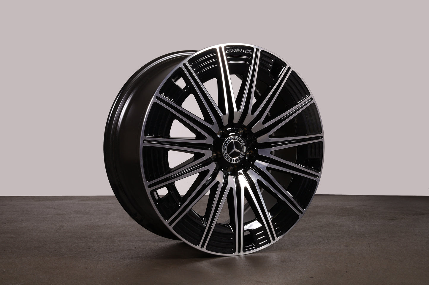 Mercedes E-Klasse W214 S214 AMG Alufelgen 21 Zoll A2144010700 A2144010800