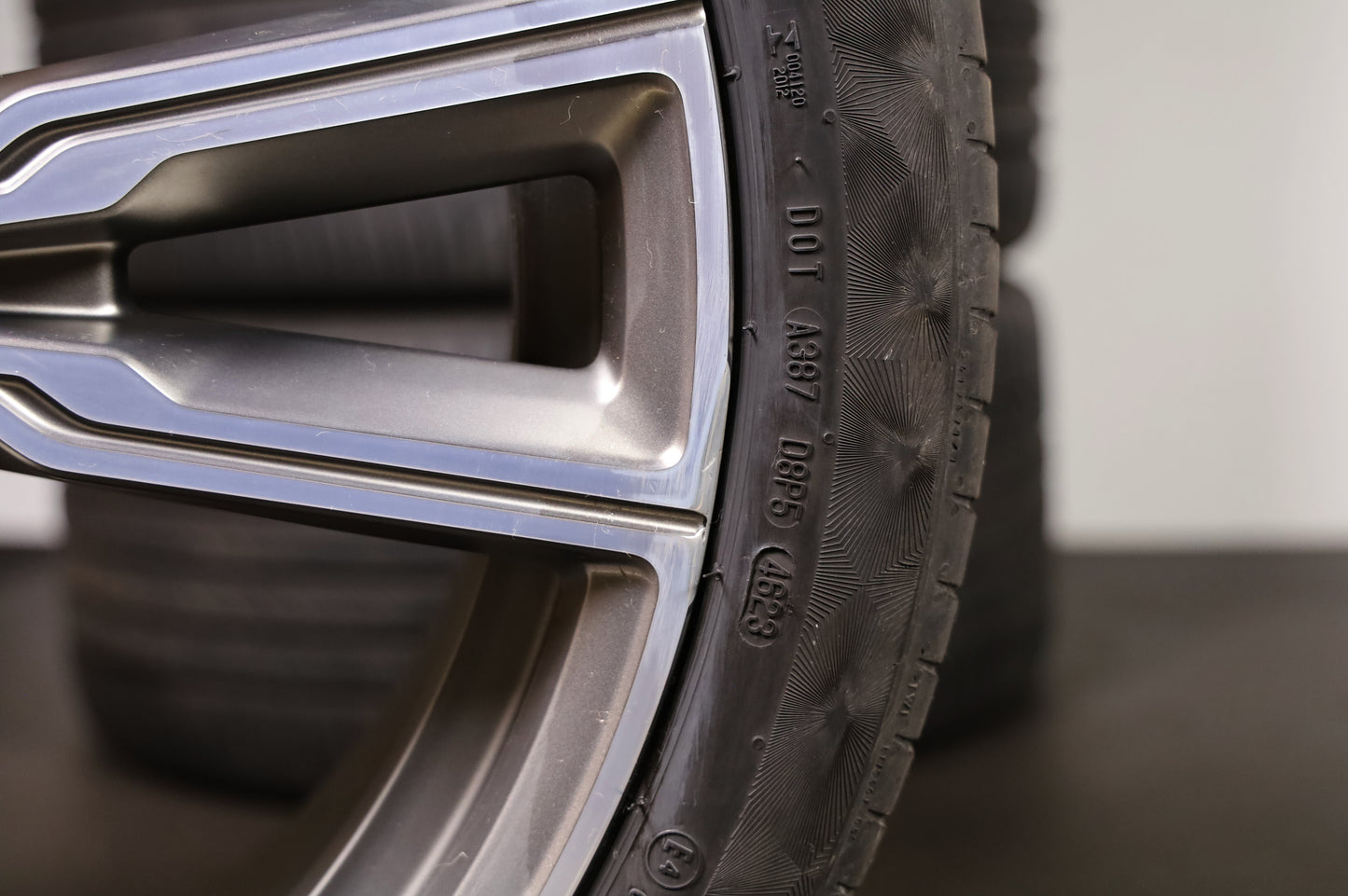 BMW X5 X6 22 Zoll G05 G06 Sommerräder 8072002 Styling 747 M