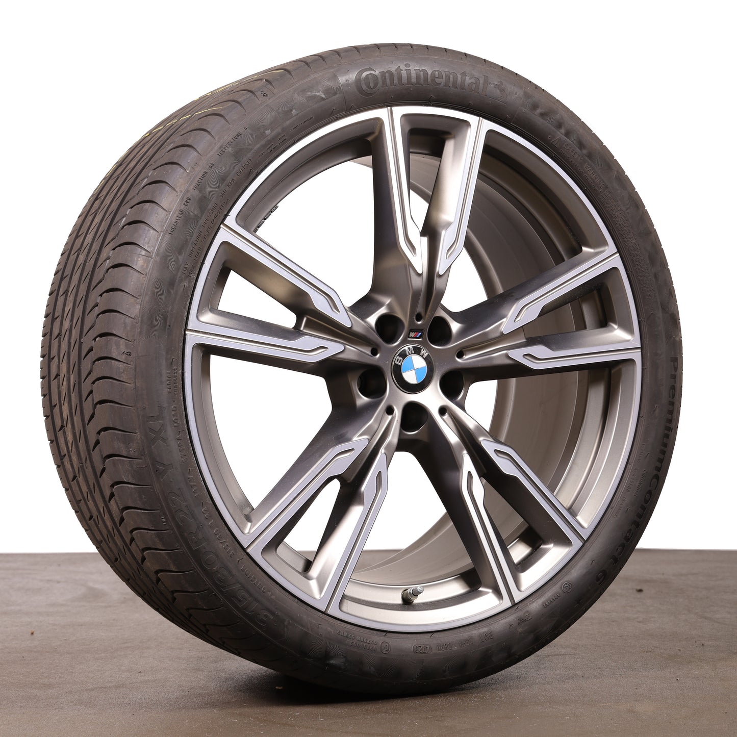 BMW X5 X6 22 Zoll G05 G06 Sommerräder 8072002 Styling 747 M