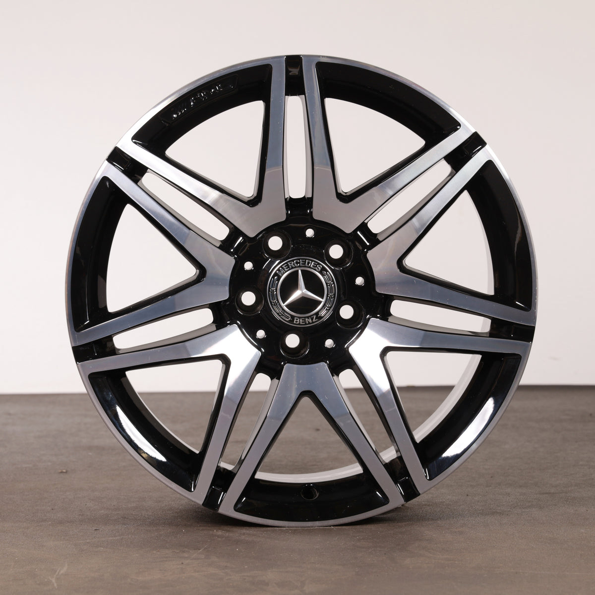 Original Mercedes Alufelge 8,5 x 18 ET54 für C-Klasse W204 S204 C204 A2044010704
