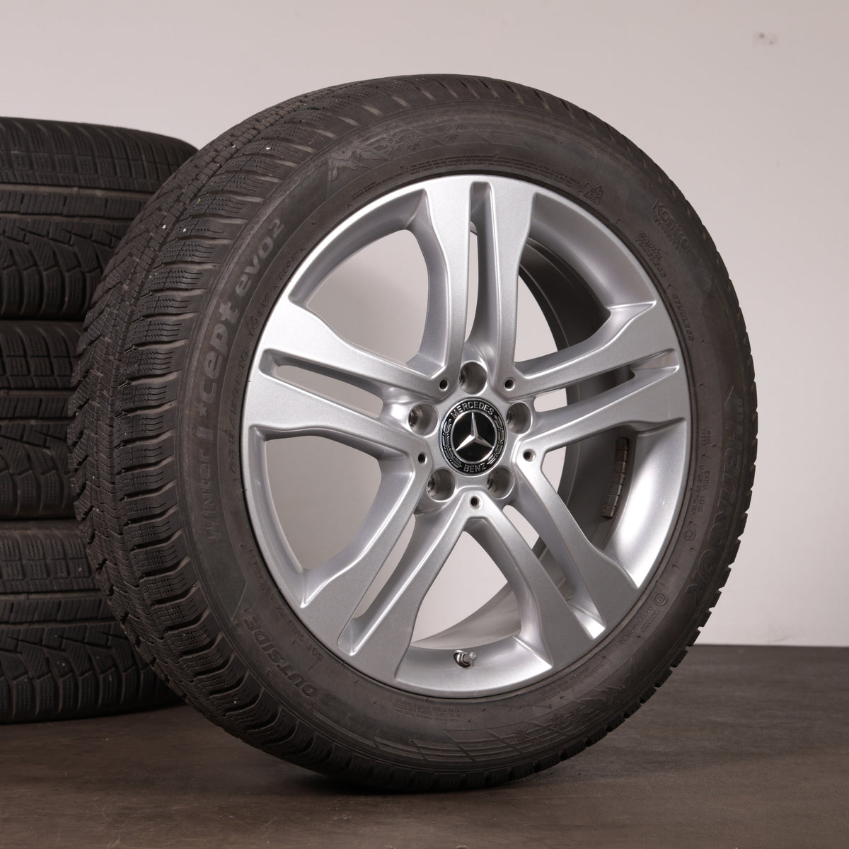 Original Mercedes GLA Winterräder 18 Zoll GLA X156 W156 A1564011300