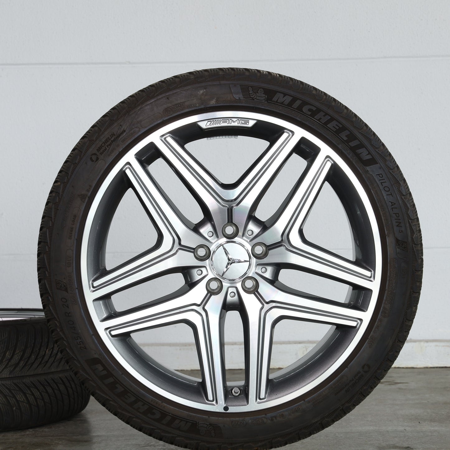 Original Mercedes Winterräder GLA GLB 35 45 AMG A2474012000 20 Zoll Michelin