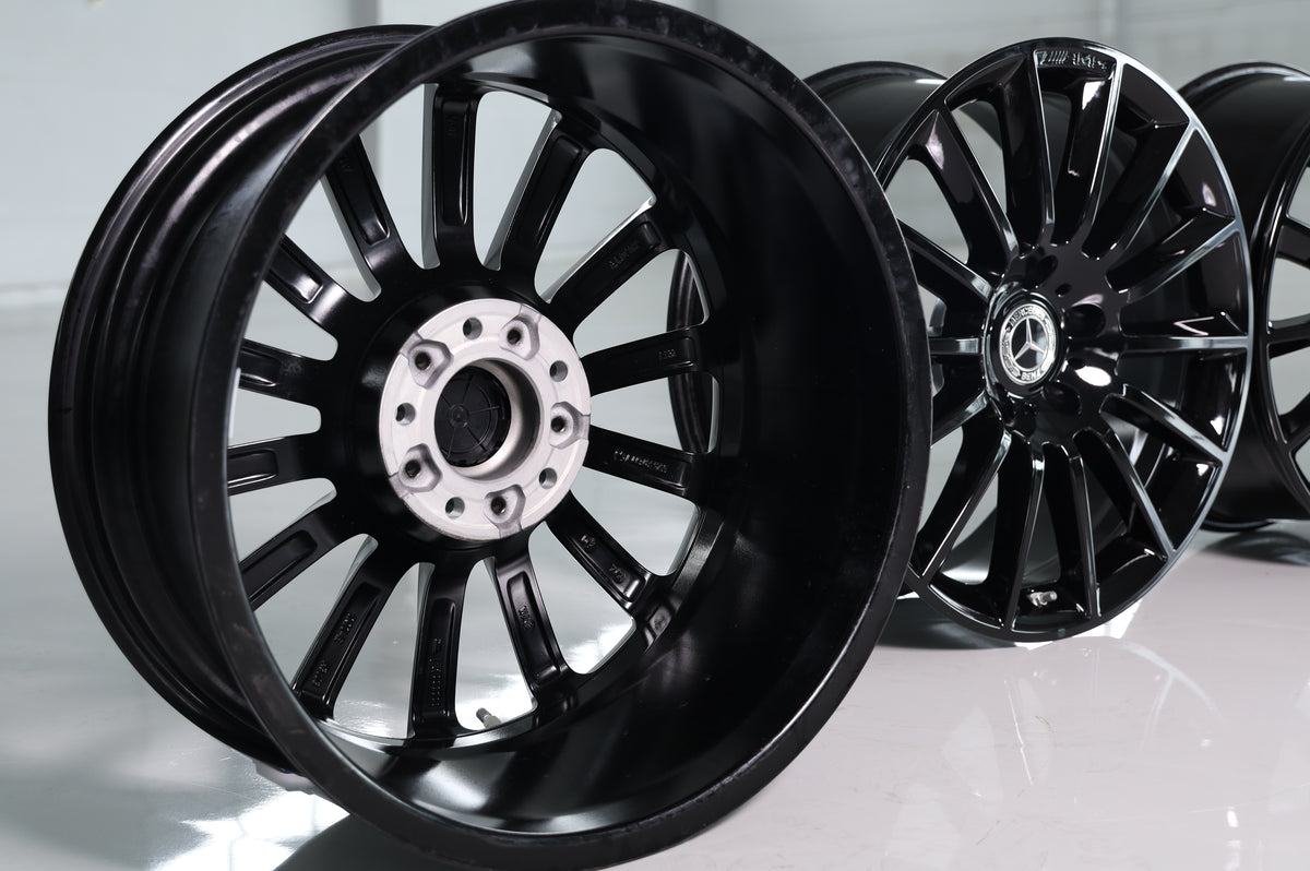 4x original Mercedes-AMG Alufelgen 8,5 x 20 ET32 A4634011700 G-Klasse W463 W463A W465